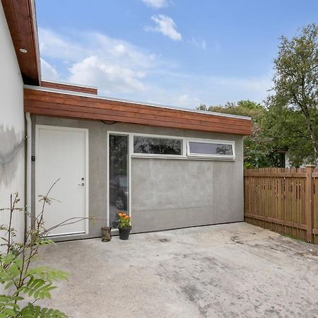 Lovely Studio Apartment With Hot Tub Reikiavik Exterior foto