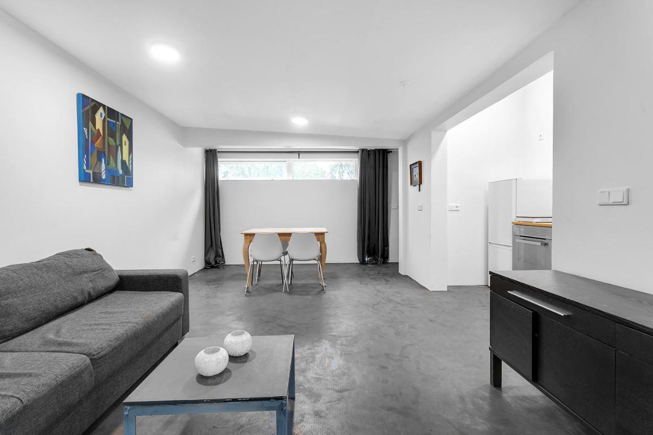 Lovely Studio Apartment With Hot Tub Reikiavik Exterior foto