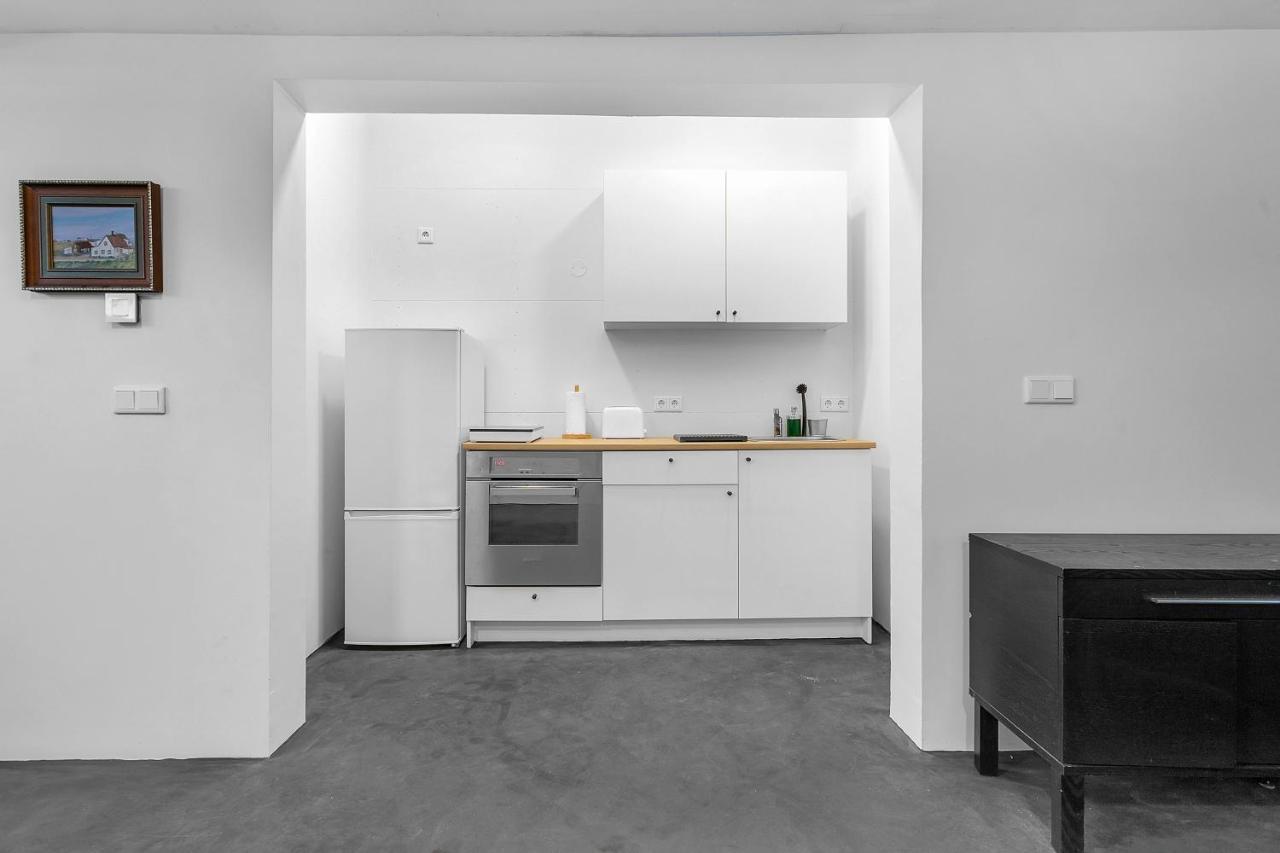 Lovely Studio Apartment With Hot Tub Reikiavik Exterior foto